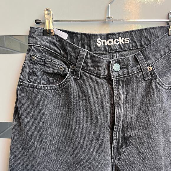 Mother High Waisted Twizzy Skimp in Smacking Good Size 28 - Picture 4 of 8